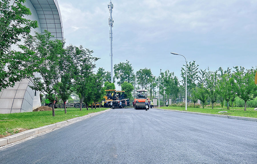 科兴路沥青施工