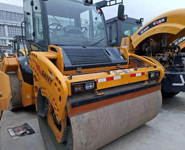 13吨双钢轮压路机