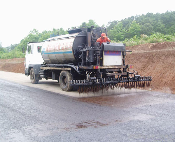 沥青道路施工